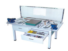 LG-QG01型 鉗工實(shí)驗室設備(2座/組)