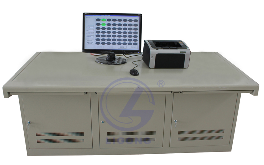 汽車(chē)駕駛模擬器主控臺