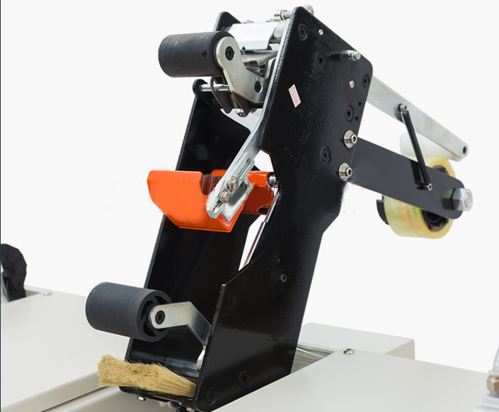 自動(dòng)封箱機